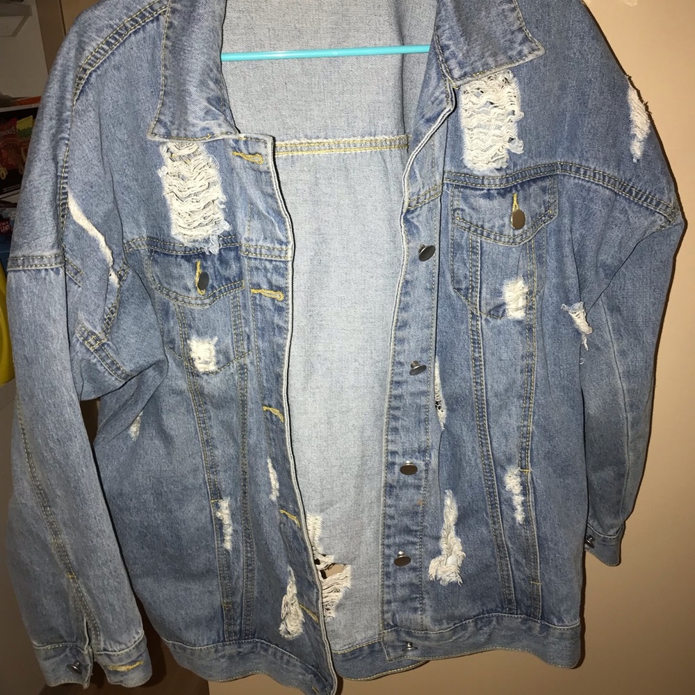 DISTRESSED DENIM JACKET
